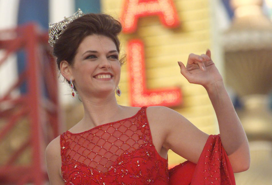 MISS AMERICA3.JPG